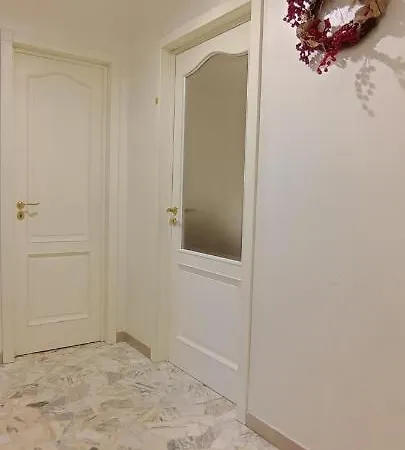 Giambattista House Pensjonat Bari