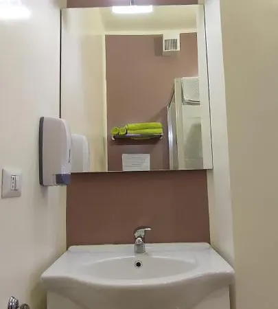 Giambattista House Affittacamere Bari