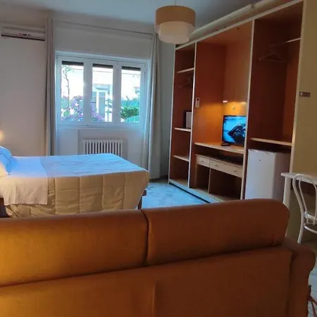 Giambattista House Pensjonat Bari