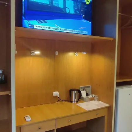 Giambattista House Pensiune Bari