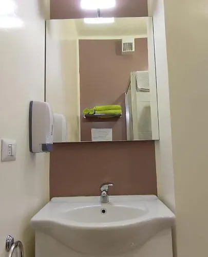 Giambattista House Affittacamere Bari